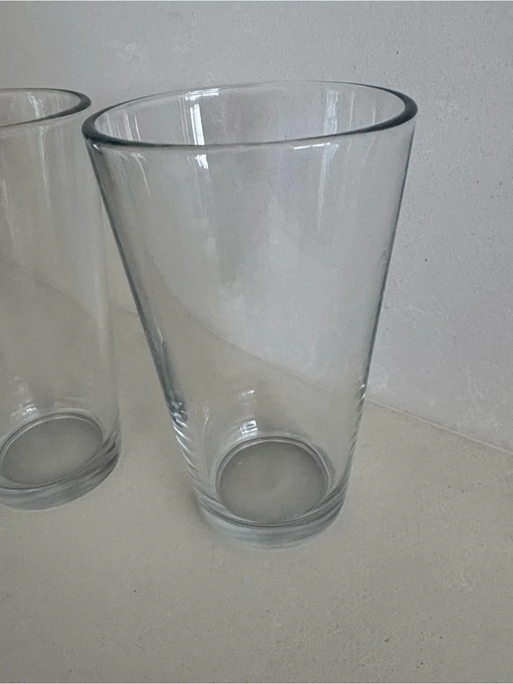Clear Glass Drinking Pint Glasses Tumblers - Set of 2